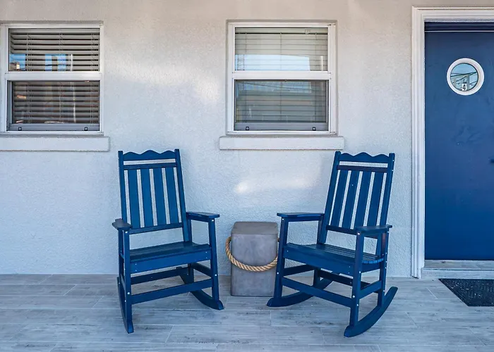 Motel Blue Wave