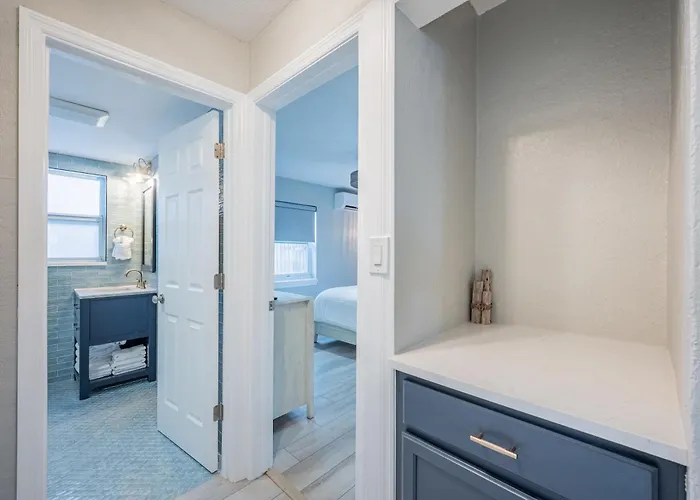 Blue Wave Motel Clearwater Beach