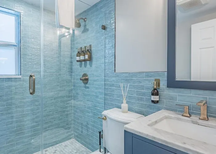 Motel Blue Wave